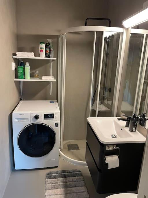 Apartment Practical Near Center *